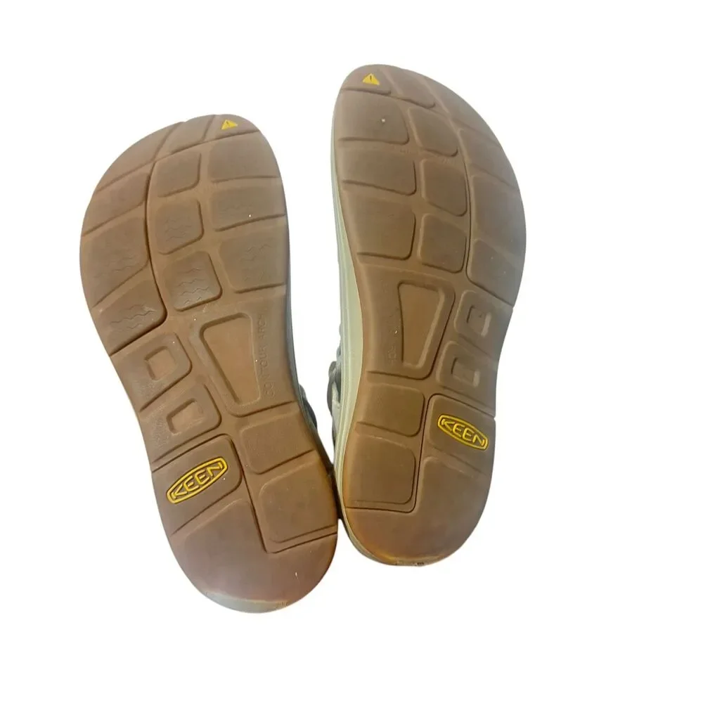 Keen Uneek Sandals Mens US 10 Gray Suede Walking Hiking Woven Bungee White Logo